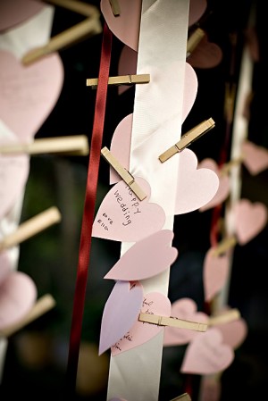 heart-clothesline-guestbook-2