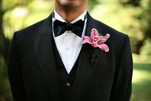 pink-orchid-boutonniere
