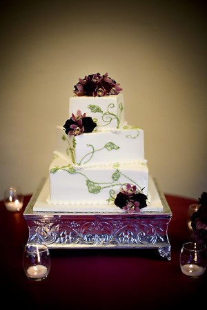 purple-white-green-wedding-cake