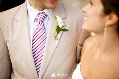groom-in-tan-suit-and-purple-striped-tie