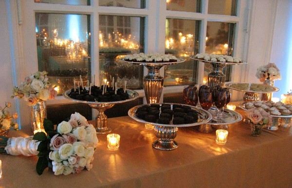 wedding-dessert-display