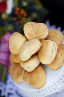 Heart-Shaped-Biscuits
