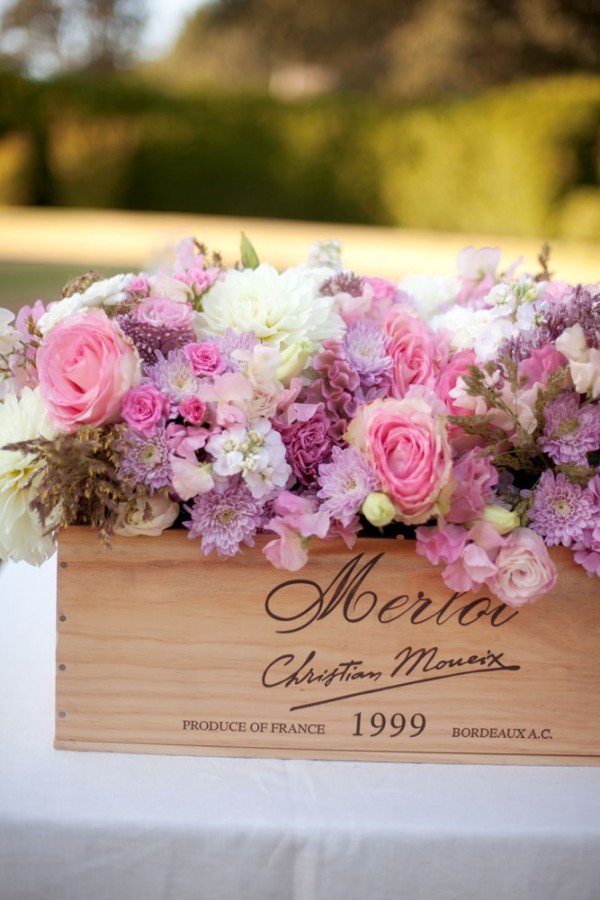 Wine-Crate-Centerpiece-Purple-and-Pink