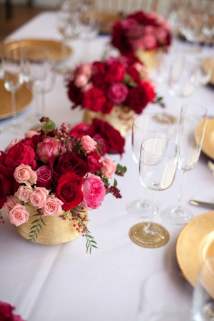 Pink-Red-Gold-Wedding-Table-Ideas-17