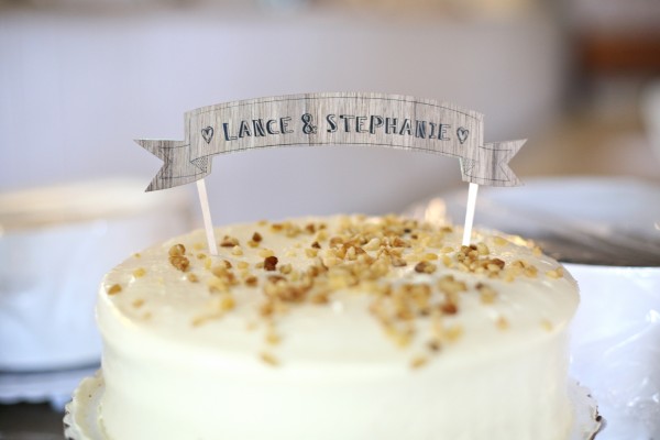 wedding_cake_with_banner