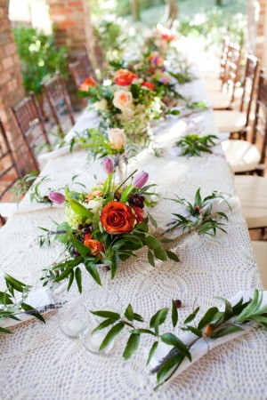Coral-Red-and-White-Tabletop