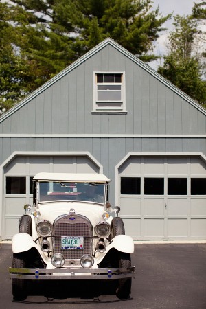 Antique-Car-Wedding