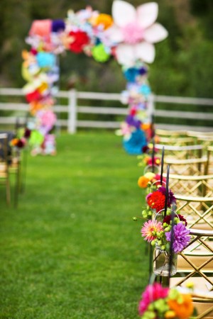 Colorful-Wedding-Ceremony-Flowers