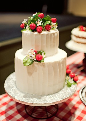 Strawberry-Wedding-Cake