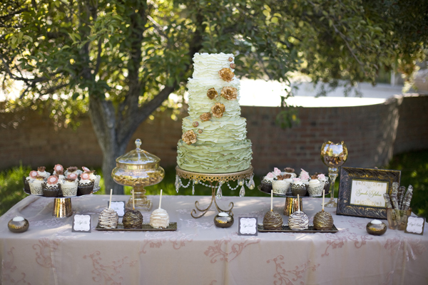 Incredible-Copper-Moss-Gold-Wedding-Dessert-Table