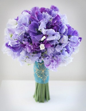 Purple-Sweet-Pea-Bouquet