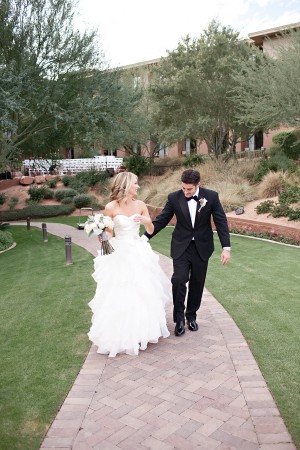 Elegant-Outdoor-Jewish-Arizona-Wedding-by-Gina-Meola-Photography-2