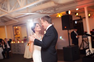 Bride-and-Groom-First-Dance