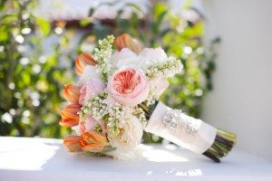 Peach-and-Tangerine-Wedding-Bouquet