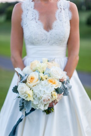 Buttery Yellow and Ivory Wedding bouquet