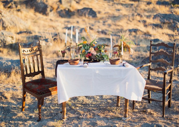Outdoor Desert Inspired Wedding Tablescape