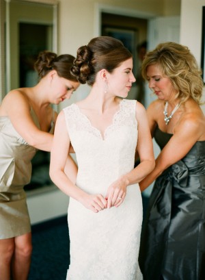 Sleeveless V Neck Lace Wedding Gown