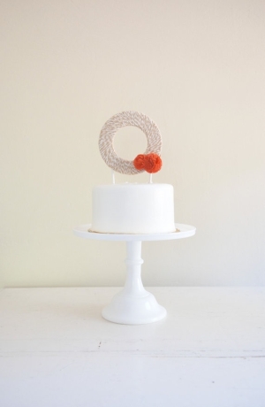 Yarn Wrapped Cake Topper