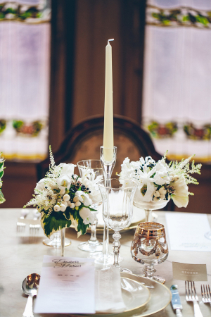 Elegant Cream, Gold and Green Reception Table