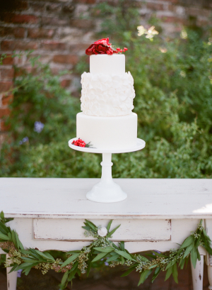 Red and Green Cake Table