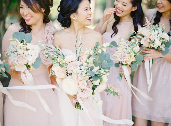 Bridesmaids in Pale Pink1