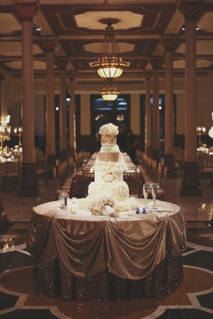 Elegant Wedding Cake Table