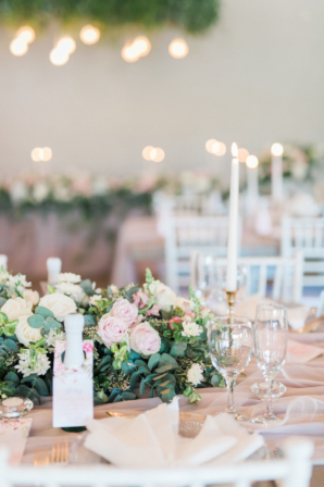 Elegant Blush and White Wedding Table