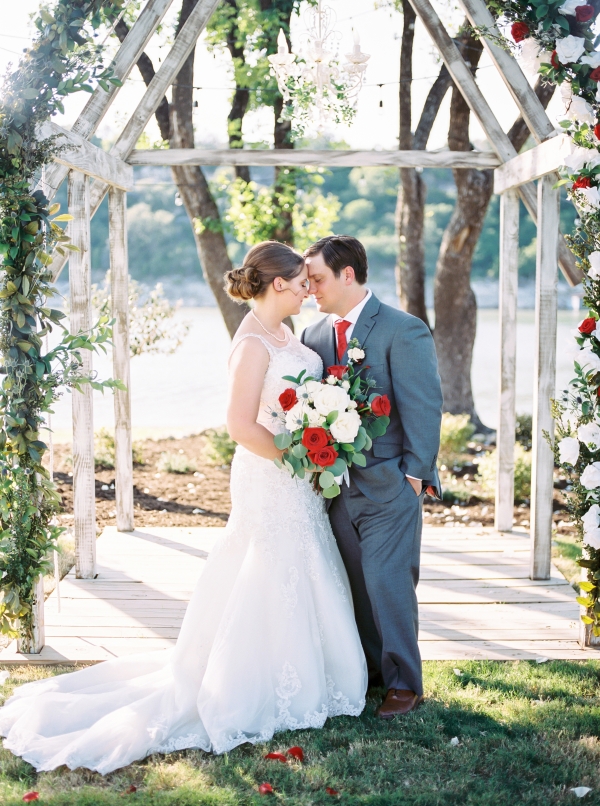 Blissful Hill Wedding Lucille Photo 9