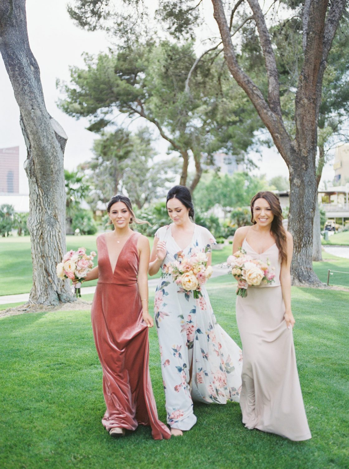 Colorful Summer Wedding Inspiration in Las Vegas Lianna Marie Photography15