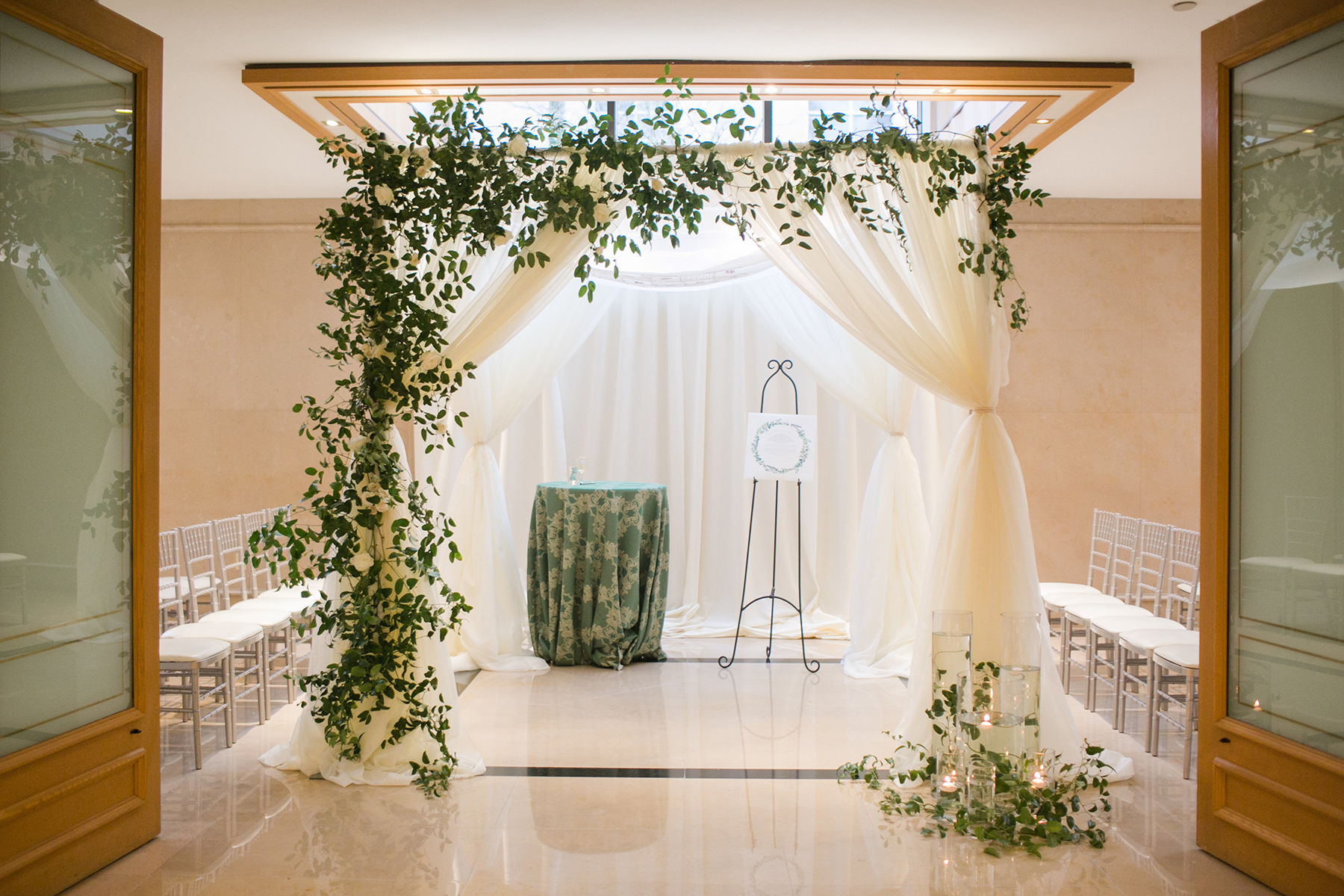 Timeless DC Wedding with Shades of Green Kristen Gardner Photography21